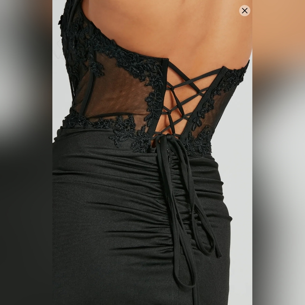 Windsor Black Strapless Gown with Lace Detail - Picture 5 of 5